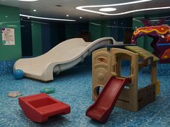 -Swim斯卫姆国际儿童游泳中心(红博中央公园店)