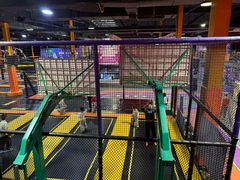 -Tenker Club弹刻极限主题公园 · 蹦床 · 团建 · 生日派对(大关店)