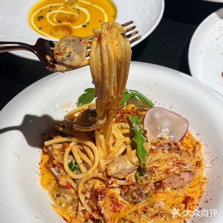 佛山｜世纪莲真太超前啦~🥳桌球西餐厅结合