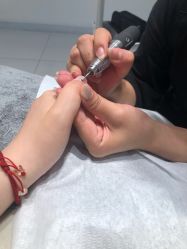 -格林奈儿美甲美睫