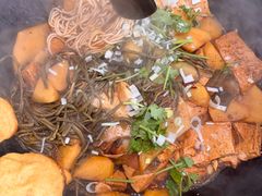 -山城家常菜铁锅炖鱼