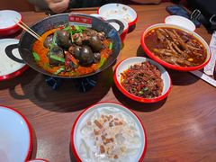 -老闵田螺馆·南昌市井菜·特色小吃(总店)