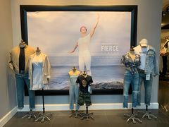 -Abercrombie & Fitch(天环广场店)