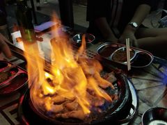 -韩红石板肉(范西路店)