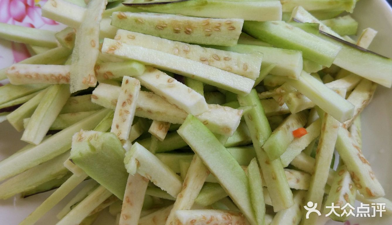 肉丸炒糯米茄子，很下饭，特别好吃