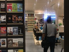-钟书阁(群光广场店)