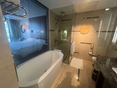 -青岛海尔洲际酒店