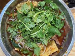 -柳州肥姨妈大骨螺蛳粉(东靖路店)