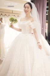 -Lady  Jane高端婚纱礼服馆