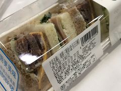 双拼三明治-盒马鲜生(莱蒙都会店)
