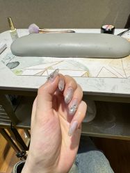 -甲·铺轻奢美甲美睫