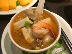 -大头虾越式风味餐厅(光明广场店)