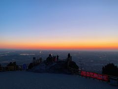 -鬼笑石后山停车场