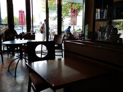 靠窗位-COSTA COFFEE(上海五玠坊店)