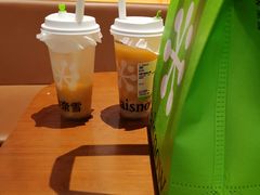 -奈雪的茶(东门太阳百货店)