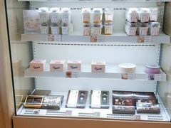 -好利来(东四店)