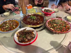 -牟记江湖特色重庆菜鱼蛋青蛙黄鳝海参(巴南区鱼洞鲁能店)