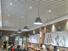 大堂-三好食堂(煎饺·馄饨·肉饼米线·盛世广场店)