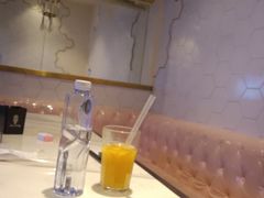 -范特西FANTASY量贩式KTV(民主广场店)