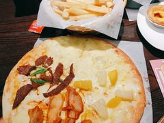 -酷公社·榴莲披萨(太原街店)