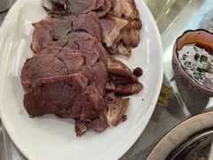 -壹阁胡羊焖饼(特色小吃街店)