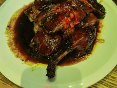 -胡桃里音乐餐厅(陶溪川店)(川湘赣菜·世界百大酒庄直供红酒·音乐表演)