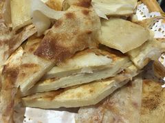 -阿三鱼头泡饼·家常菜