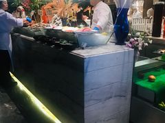 -飨食汇全日制餐厅·昆山皇冠假日酒店(九方店)