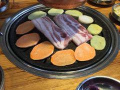 -韩国明洞碳烤肉(常平店)
