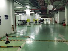 -上海长途客运北站-停车场