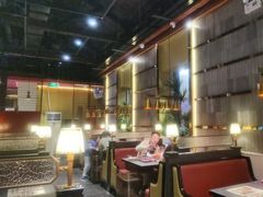 -牛村来人潮汕牛肉火锅(西单店)