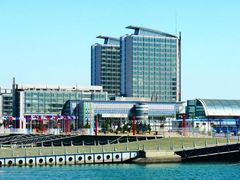 -青岛海尔洲际酒店