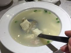 招牌鱼头豆腐汤-千日贺茶餐厅(高新万达店)