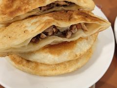 -铁东熏肉大饼铺老二马路黑牌子
