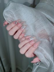 -Pink You美甲洗眉纹绣定制中心