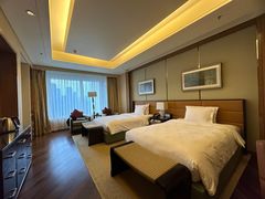 -深圳星河丽思卡尔顿酒店