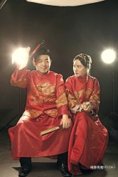 -巴黎婚纱摄影工作室