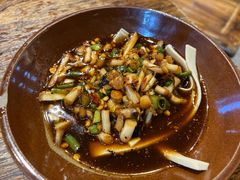 特制折耳根辣椒水-老贵阳树下铁签烤肉(大十字店)