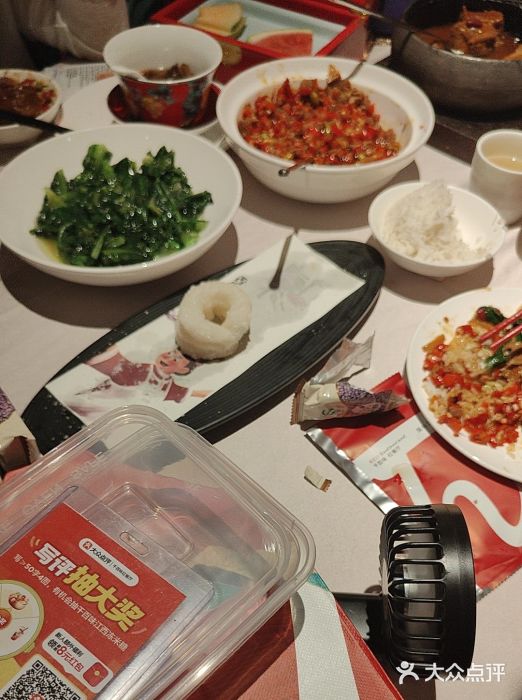 千百味红餐厅·江西菜(绿地双子塔店)图片