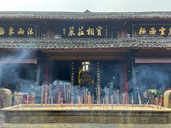 -峨眉山报国寺