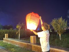 -百里峡七彩艺术小镇