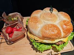 -DEEP·深美式餐吧(五棵松华熙LIVE店)