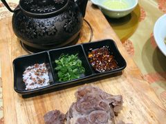 -巷子里小酒馆(西三道街店)