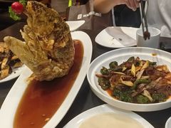 -老牌坊鲁菜名店(大观园商埠店)