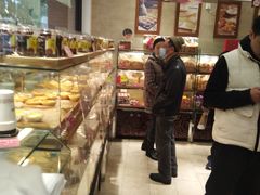 面包甜点陈列柜-味多美(梅陇西路店)