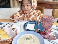 -绿茵阁(中华广场店)