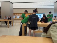 -Apple零售店(新街口店)