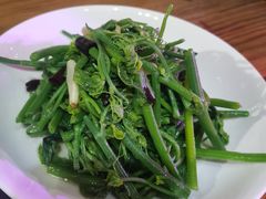 -蜗牛的家旅行主题云南菜餐厅.小酒馆(护国寺店)