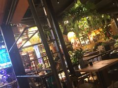 -临界音乐酒馆·小龙虾·江湖菜(华熙LIVE·鱼洞店)