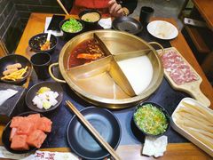 -沸炉重庆老火锅(军事博物馆店)